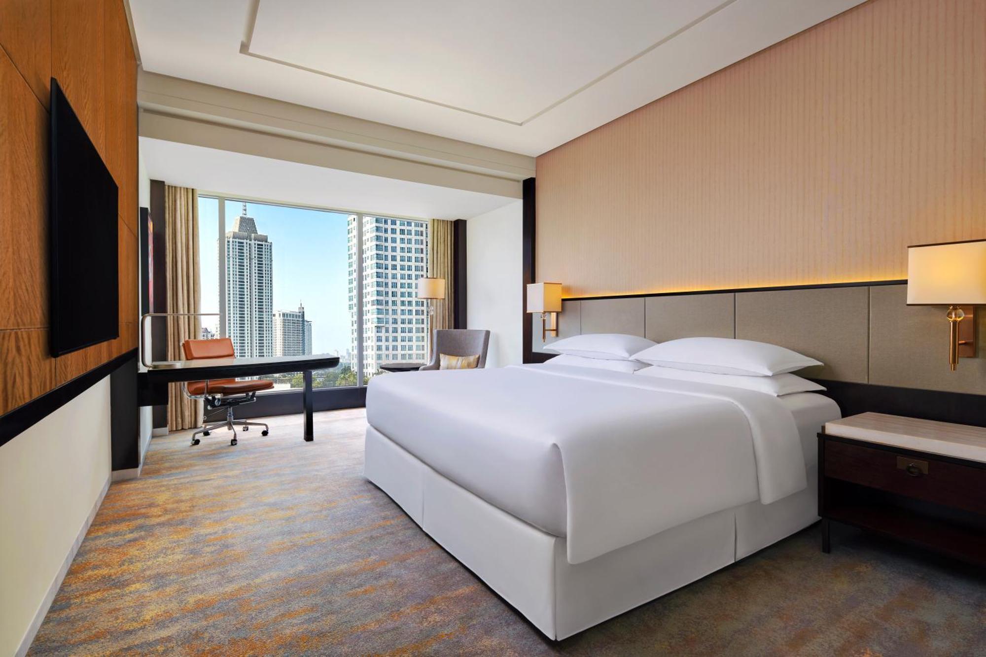 Sheraton Grand Jakarta Gandaria City Hotel Exterior photo