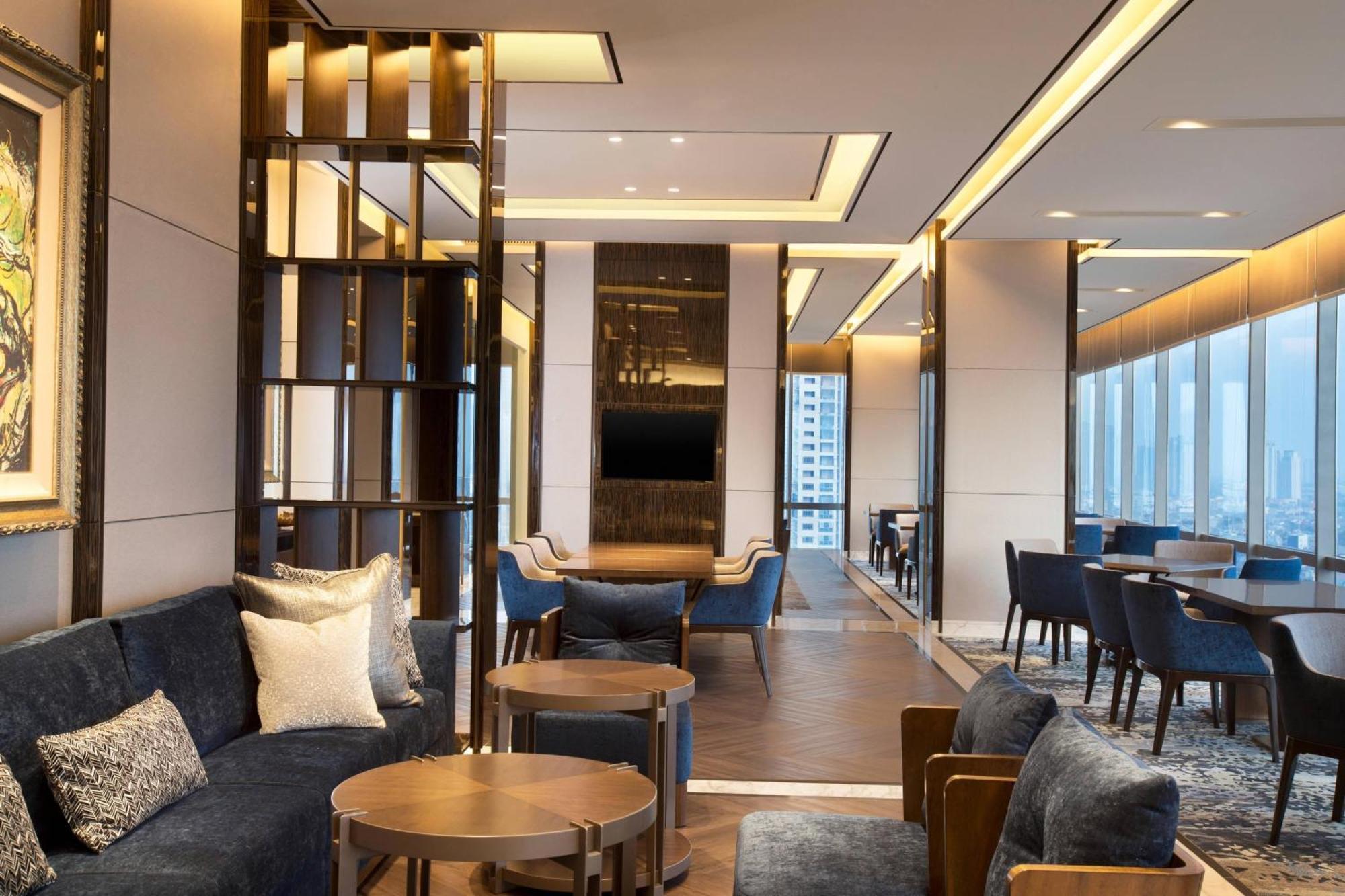 Sheraton Grand Jakarta Gandaria City Hotel Exterior photo