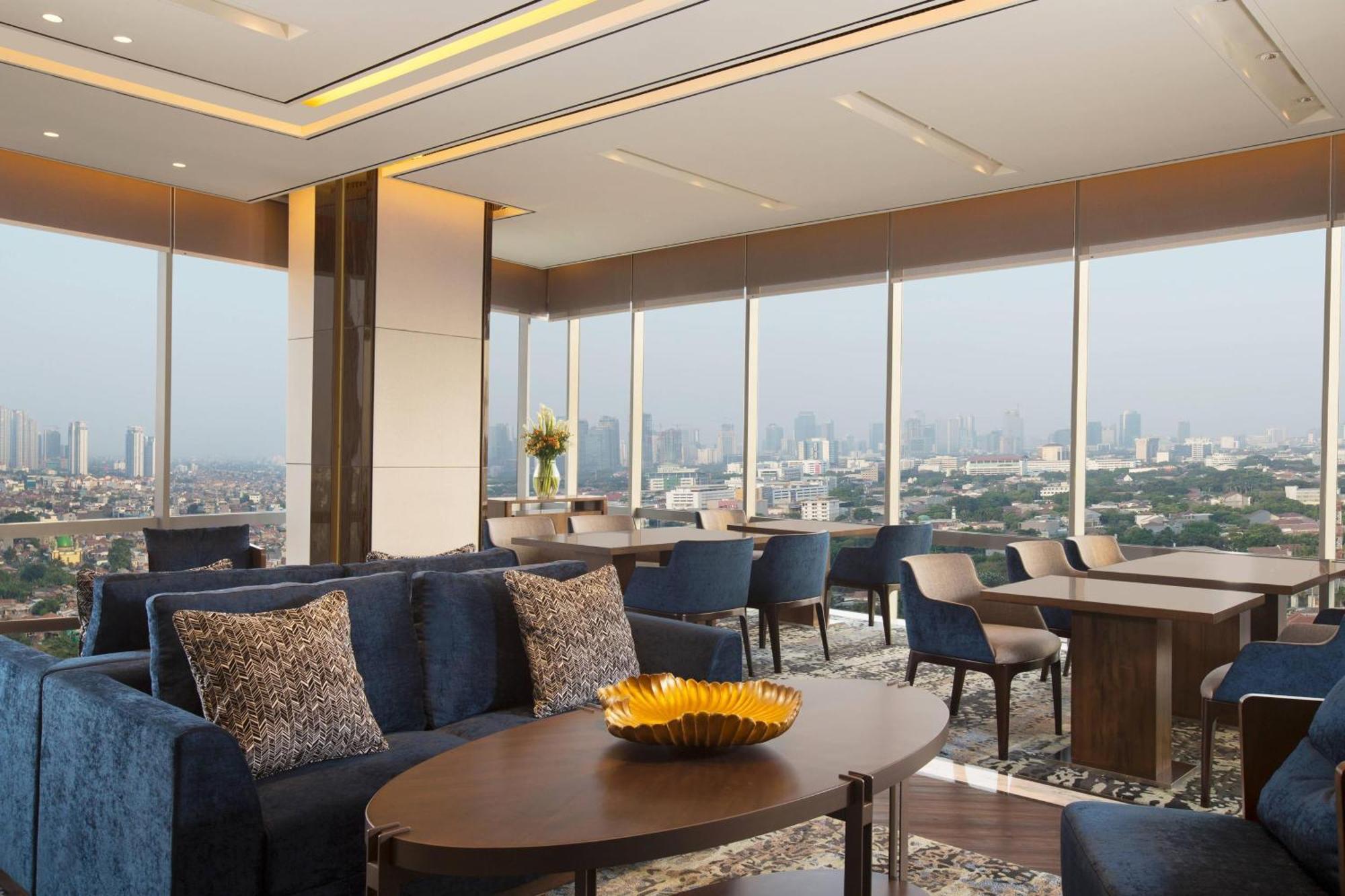 Sheraton Grand Jakarta Gandaria City Hotel Exterior photo