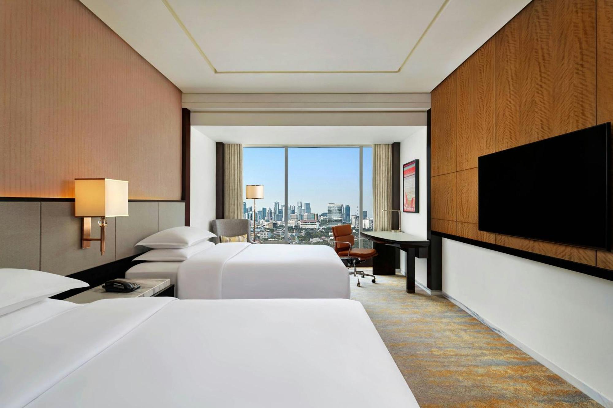 Sheraton Grand Jakarta Gandaria City Hotel Exterior photo