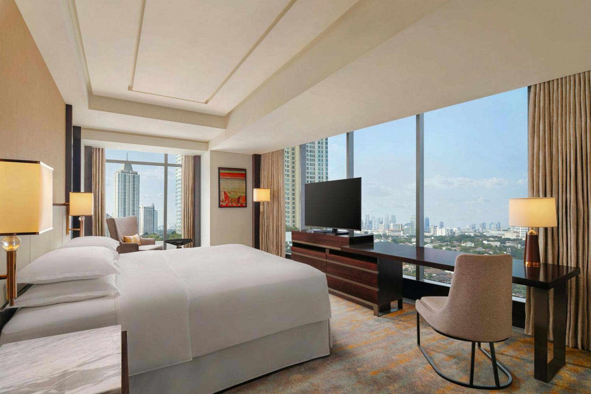Sheraton Grand Jakarta Gandaria City Hotel Exterior photo