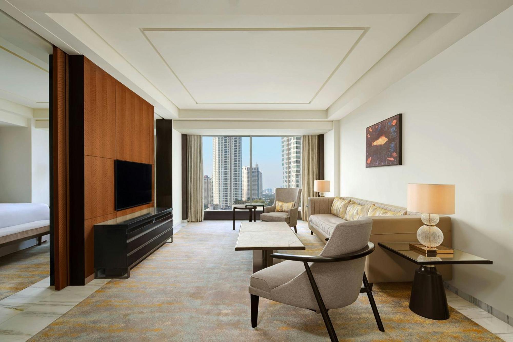 Sheraton Grand Jakarta Gandaria City Hotel Exterior photo