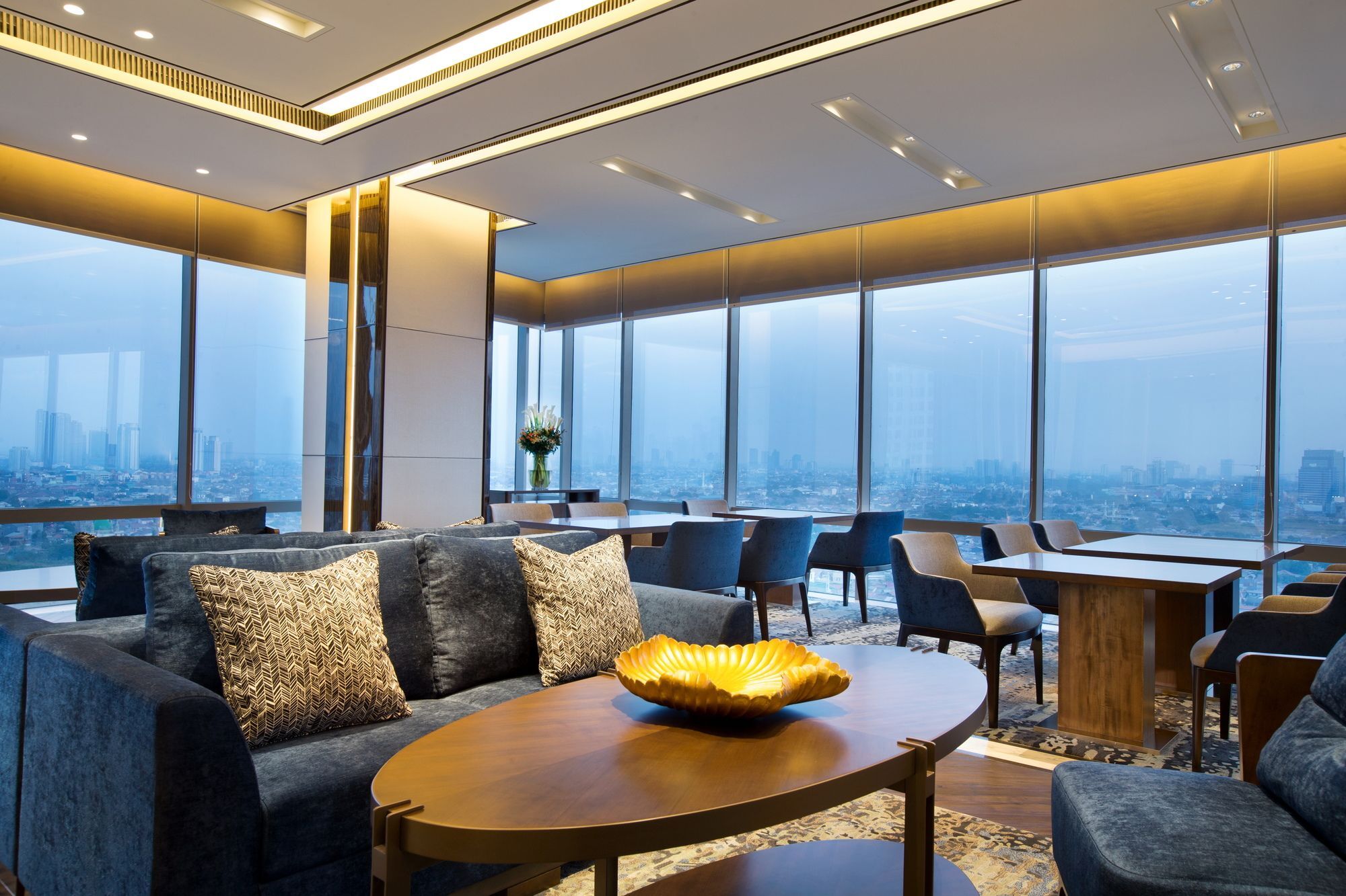 Sheraton Grand Jakarta Gandaria City Hotel Exterior photo